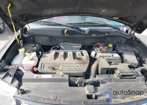 2014 Jeep Compass Sport из США, поврежденный, VIN 1C4NJDBB2ED879820